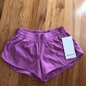 Lululemon Hotty Hot Short